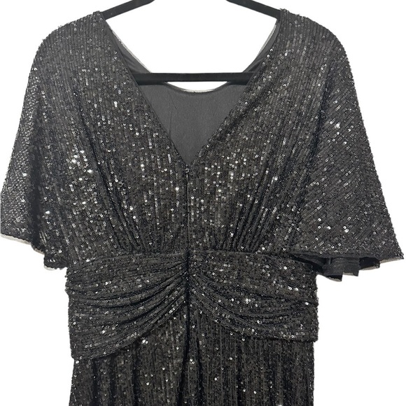 CALVIN KLEIN Sequined Bell Sleeve Crew Neck Above The Knee Party Sheath Dress 12 - Picture 12 of 17